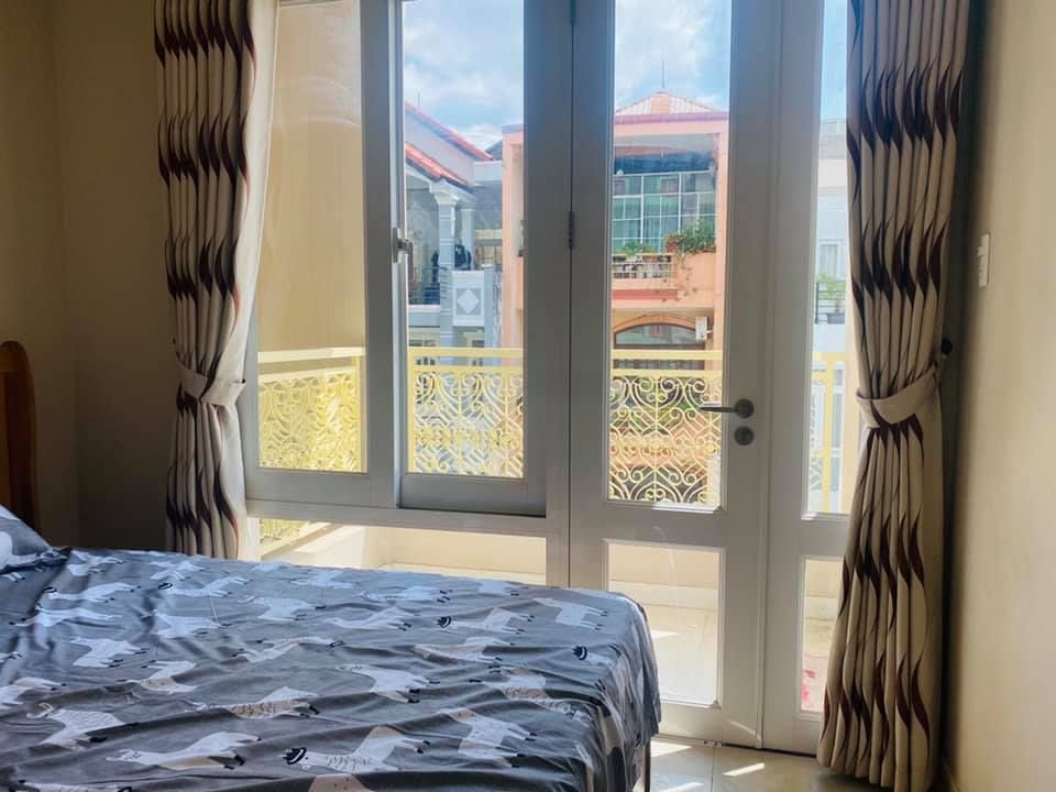 Khai trương Căn hộ dịch vụ full nội thất 47 Sầm Sơn, Tân Bình. Diện tích: 42-45m2 Có tháng máy