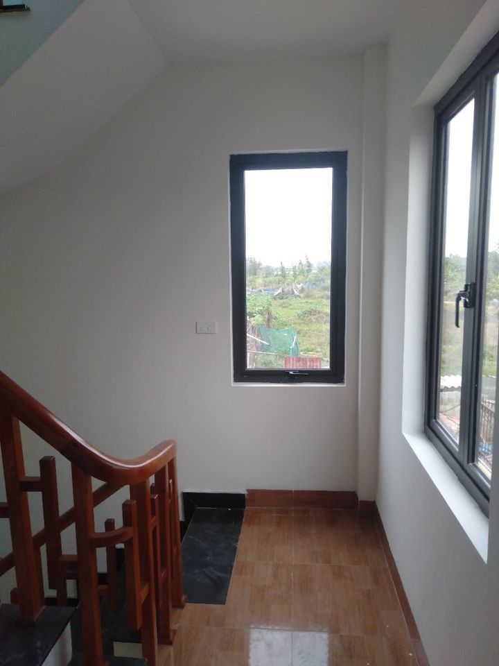 Bán nhà ở Thanh Oai 3 tầng mới xây sổ đỏ chính chủ chỉ việc về ở diện tích 30m2