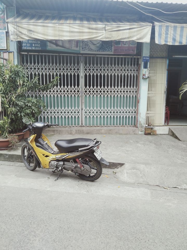 Cho thuê nhà nguyên căn. Hẻm Đường LÊ VĂN TÁCH. đường thông ôtô.Dân cư đông.