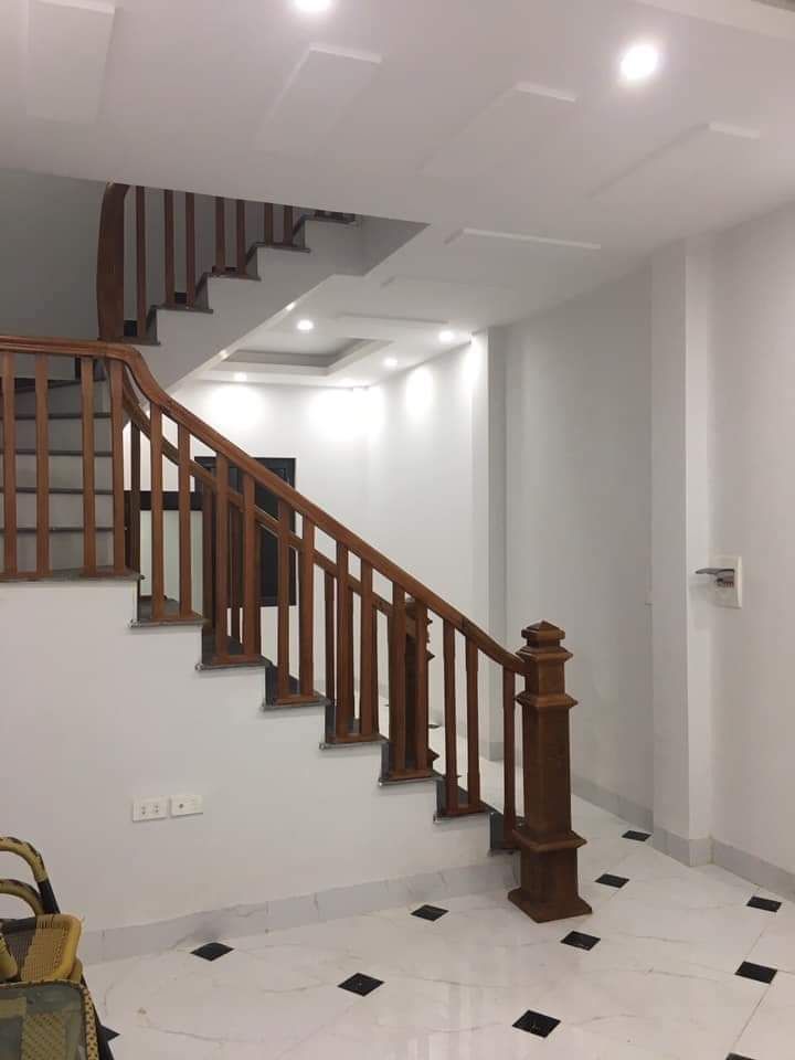 Bán nhà ở Thanh Oai 3 tầng mới xây sổ đỏ chính chủ chỉ việc về ở diện tích 30m2