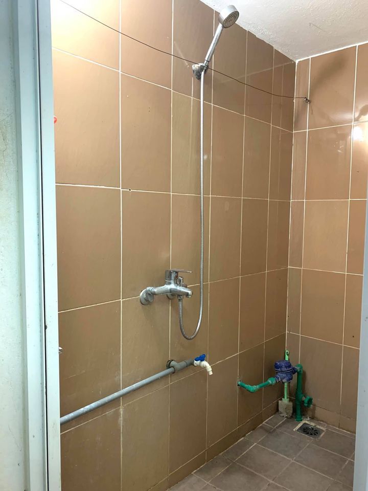 Cho thuê nhà trọ đầy đủ bình nóng lạnh luôn nhé. Vệ sinh khép kín Khai Quang, Vĩnh Yên