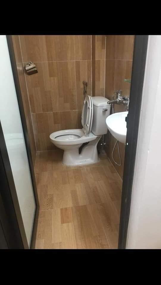Bán nhà tầng 2 mới xây sửa,khu B2 tập thể Thủ Lệ-Đào Tấn-Ba Đình hà nội