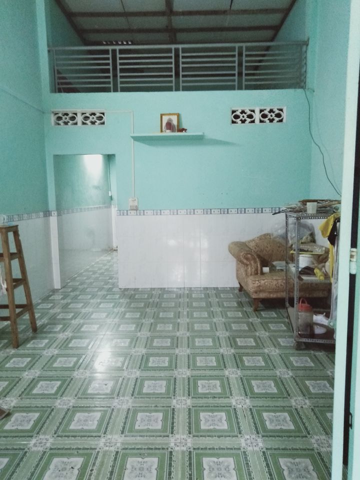 Cho thuê nhà nguyên căn. Hẻm Đường LÊ VĂN TÁCH. đường thông ôtô.Dân cư đông.