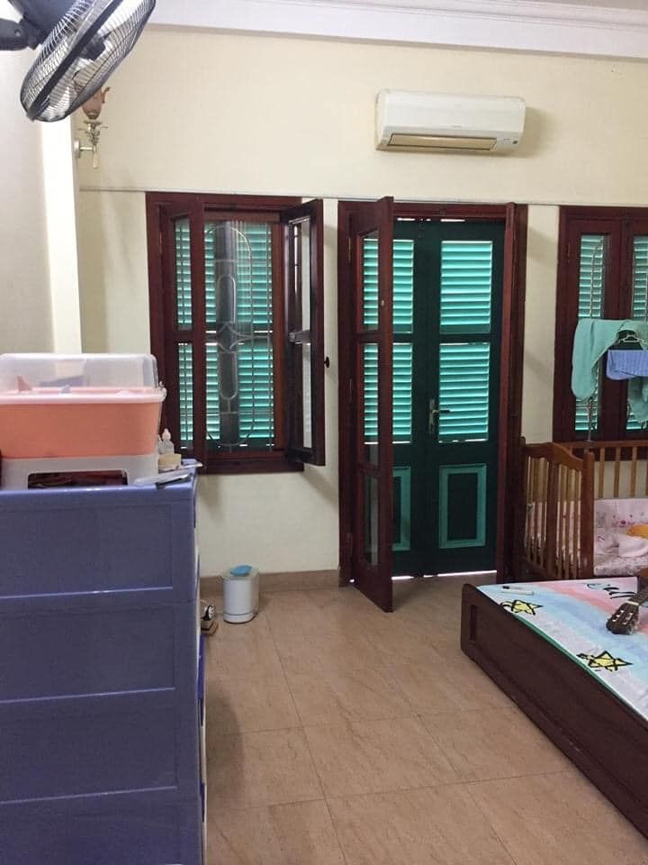BÁN NHÀ TRUNG TÂM CẦU GIẤY 50M*4 TẦNG, GIÁ 3 TỶ 800 TRIỆU