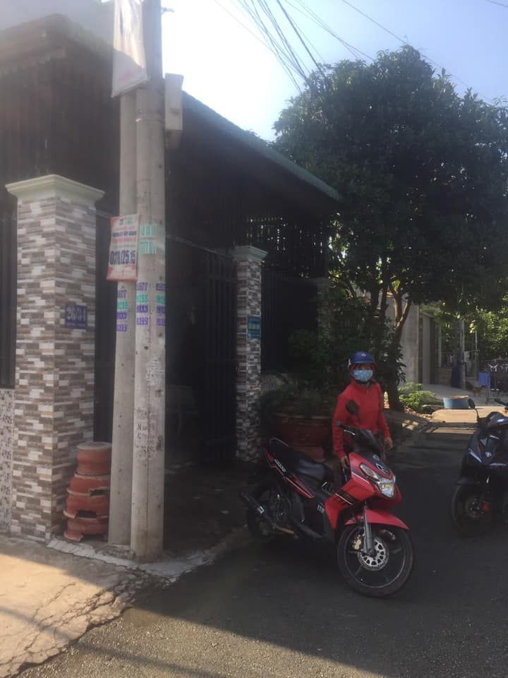 Cần bán nhà ở kp5 thuộc giáo xứ lộc lâm phường hố Nai Nhà quay hướng đông