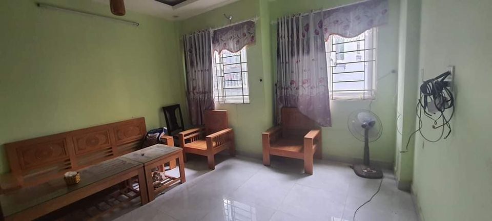 BÁN NHÀ VĂN LA HÀ ĐÔNG.KINH DOANH 40M2 4 TẦNG Ô TÔ VÀO NHÀ.