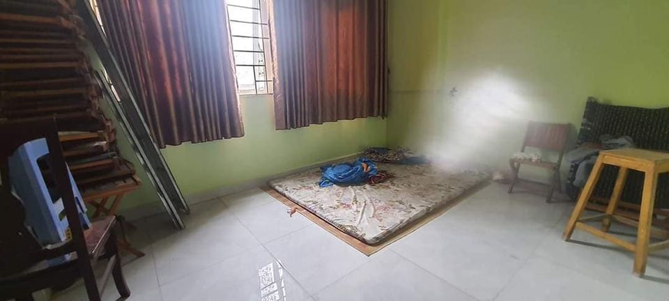 BÁN NHÀ VĂN LA HÀ ĐÔNG.KINH DOANH 40M2 4 TẦNG Ô TÔ VÀO NHÀ.