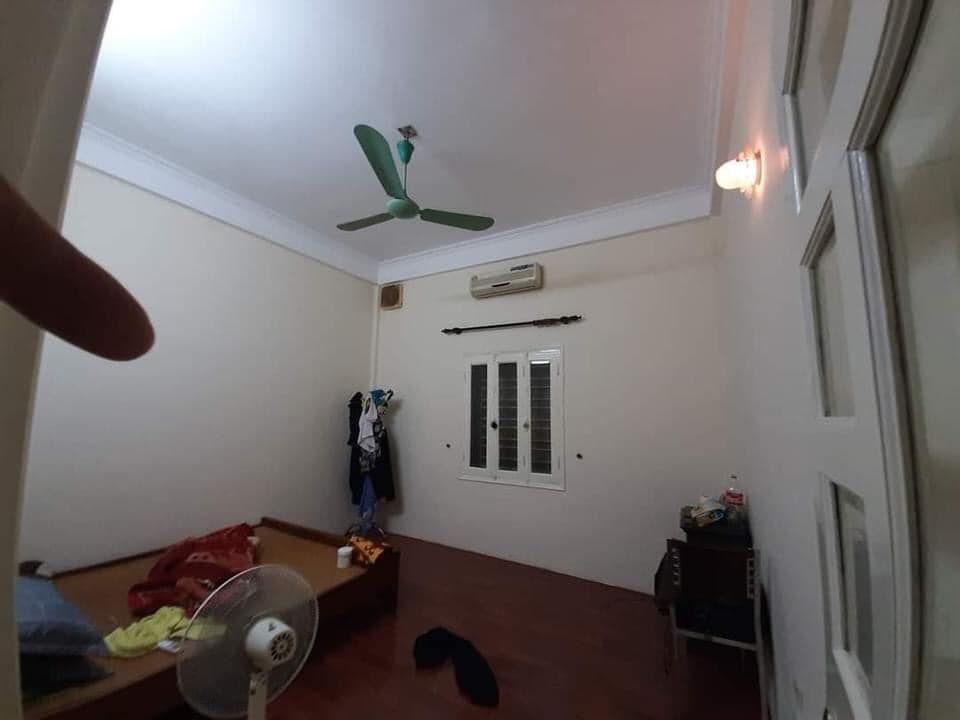 Chính Chủ Hạ Chào 300 Triệu Bán Nhanh Căn Nhà Cầu Giấy, Ô Tô Đỗ Cửa Diện tích 57m