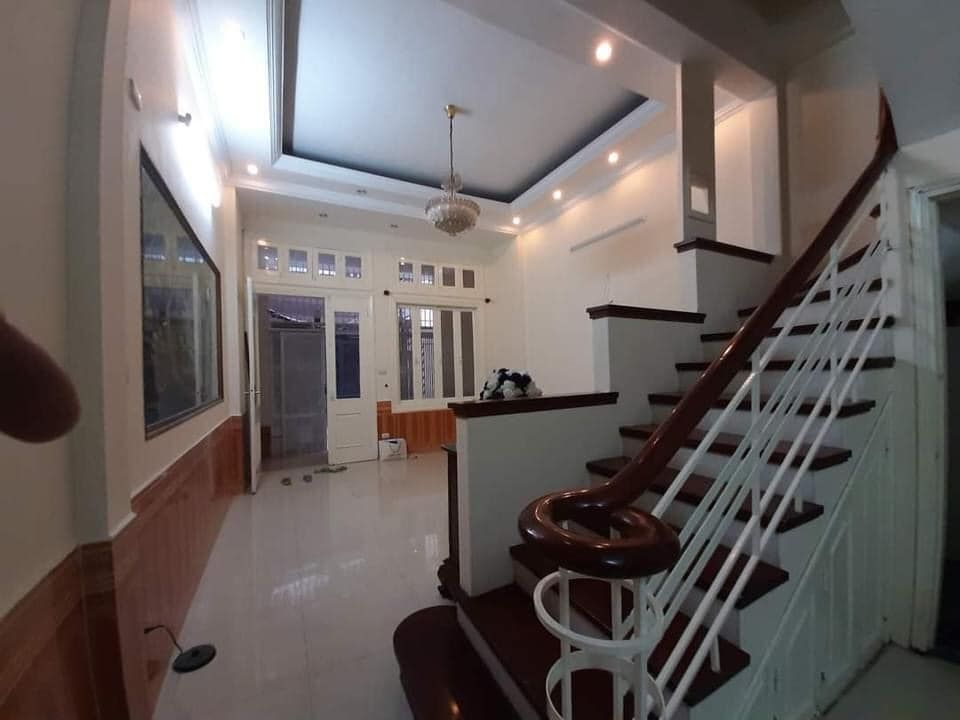 Chính Chủ Hạ Chào 300 Triệu Bán Nhanh Căn Nhà Cầu Giấy, Ô Tô Đỗ Cửa Diện tích 57m