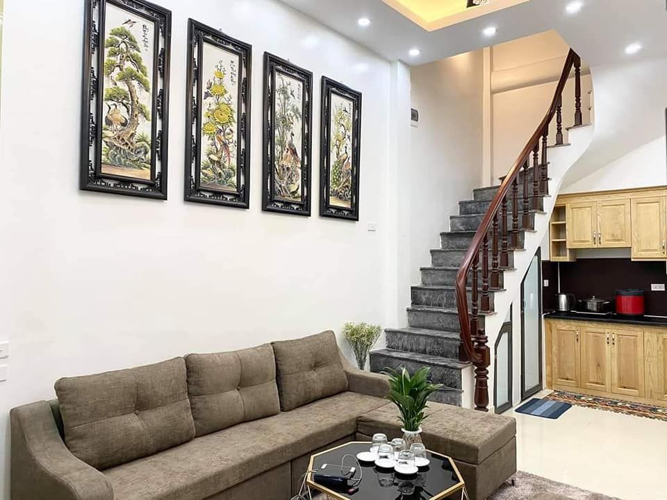 BÁN NHÀ NGUYỄN XIỂN 4TỶ KHÔNG CÒN TIN VÀO MẮT MÌNH 30M2 4TẦNG 3.6 MẶT TIỀN