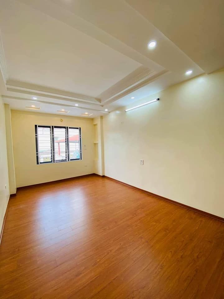 Bán nhà Tân Mai, ngõ thông - ô tô đỗ cửa - kinh doanh nhỏ.