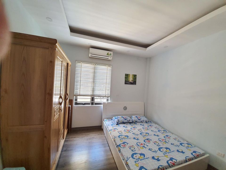 CÁN BỘ QUẬN BÁN NHÀ LONG BIÊN- LÔ GÓC- NGÕ THÔNG - GẦN NHÀ NGOẠI HOÀNG BÁCH