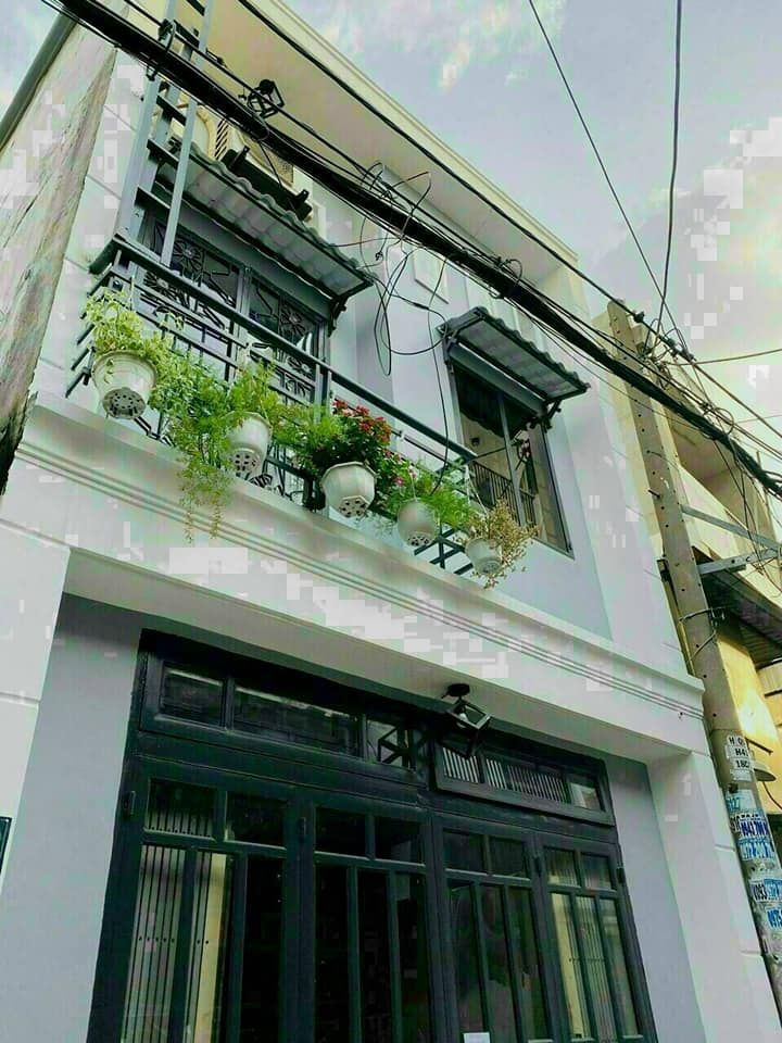 Bán nhà QUANG TRUNG P11 GÒ VẤP DT: 4m x 7m Nhà mới đẹp 1 Trệt, 1 Lửng, 1 Lầu. Gồm 2PN, 2WC