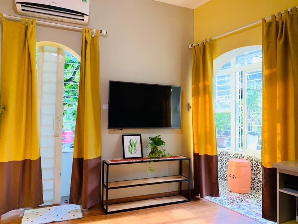 Hiếm lắm Bán gấp nhà Đền Lừ, ô tô, kinh doanh văn phòng, nhà đẹp chỉ 4.7 tỷ Diện tích 40 m2, 5 tầng