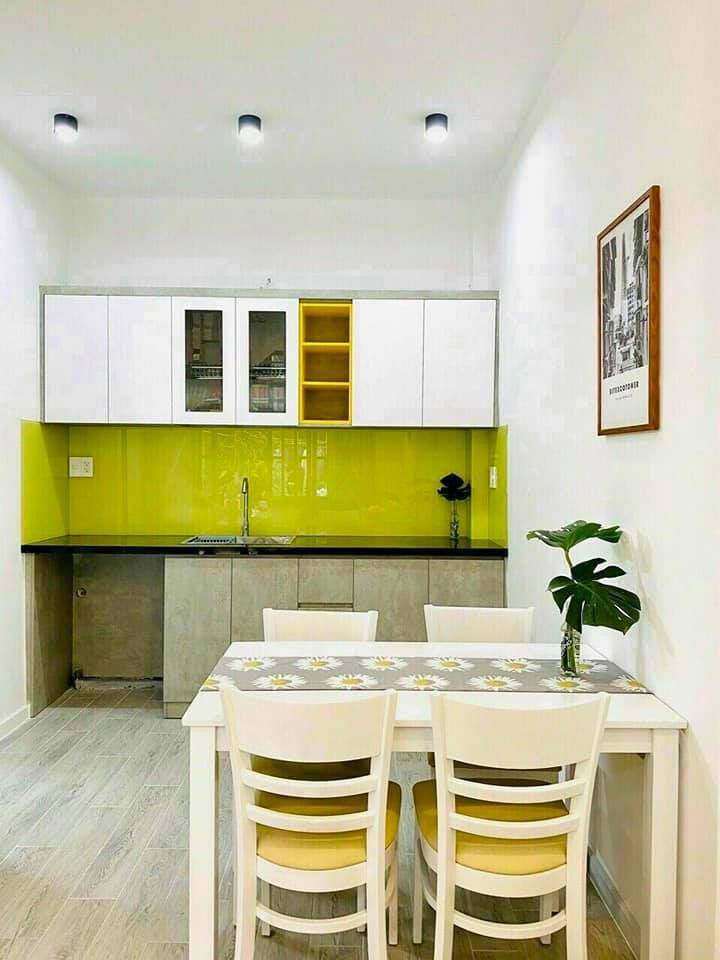 Bán nhà QUANG TRUNG P11 GÒ VẤP DT: 4m x 7m Nhà mới đẹp 1 Trệt, 1 Lửng, 1 Lầu. Gồm 2PN, 2WC
