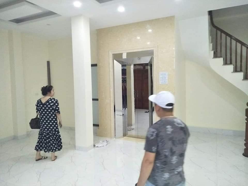 Bán nhà phân lô ô tô vào nhà-66m x 6t, mt 5m, thang máy chạy vèo vèo. Giá chỉ 8.8 tỷ Hoà Mã, HBT