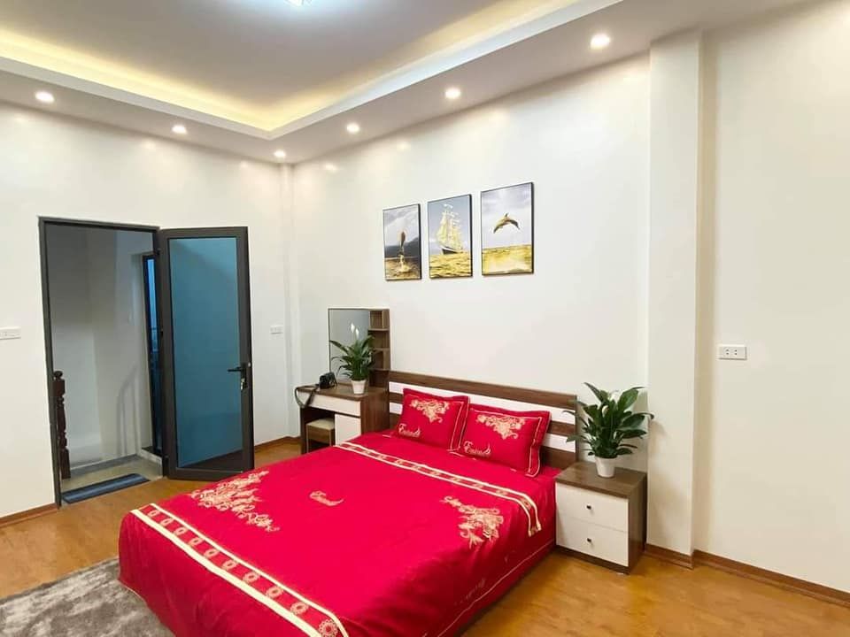 BÁN NHÀ NGUYỄN XIỂN 4TỶ KHÔNG CÒN TIN VÀO MẮT MÌNH 30M2 4TẦNG 3.6 MẶT TIỀN
