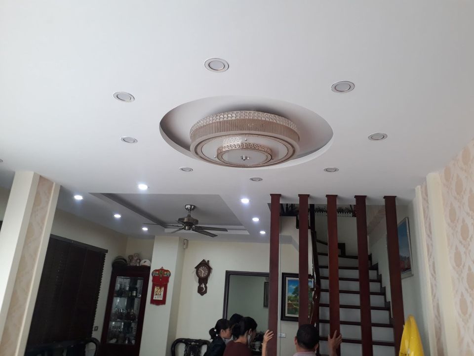 BÁN NHÀ LÔ GÓC-KINH DOANH ĐỈNH- TRƯỚC NHÀ RỘNG 15 MÉT, CÁCH MẶT ĐƯỜNG LÊ XUÂN ĐIỆP VÀI BƯỚC CHÂN.