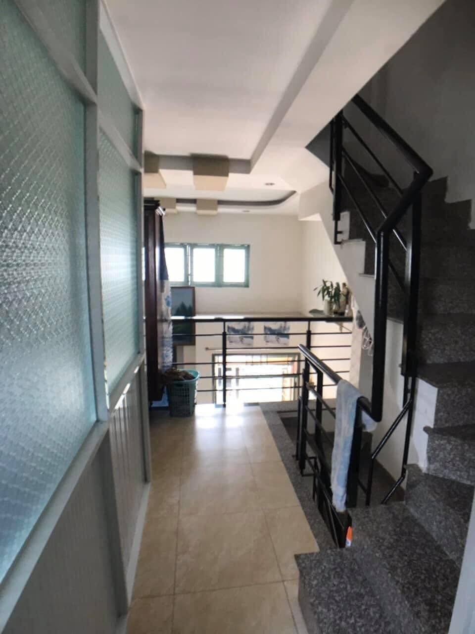 Cho thuê phòng và nhà nguyên căn 1 trệt 1 lầu 1 lửng ( 2 phòng ngủ) 987 Phạm Văn Đồng Thủ Đức