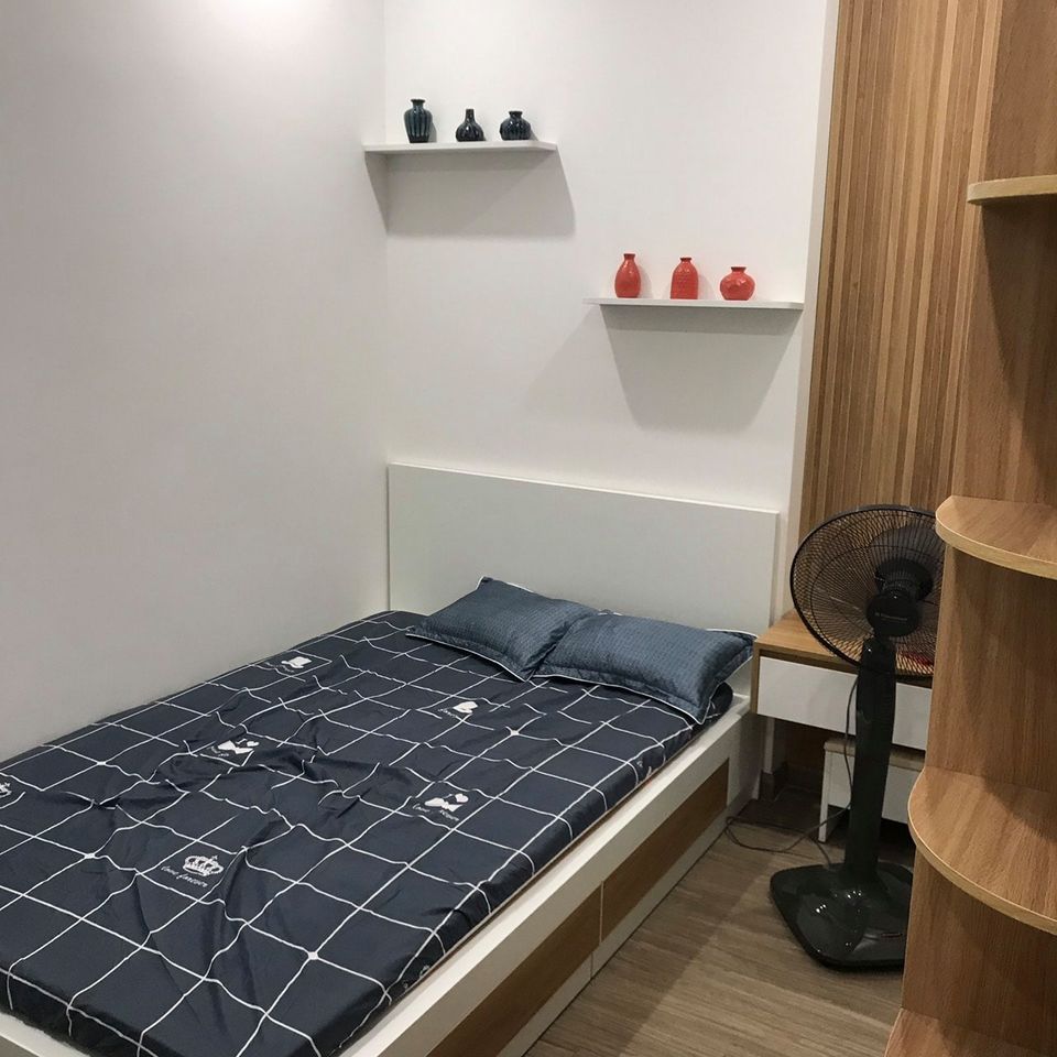 CHO THUÊ CĂN 2PN+1WC FULL ĐỒ CHỈ VIỆC VÀO Ở GIÁ TỐT :5tr700/tháng vinhomes ocean park