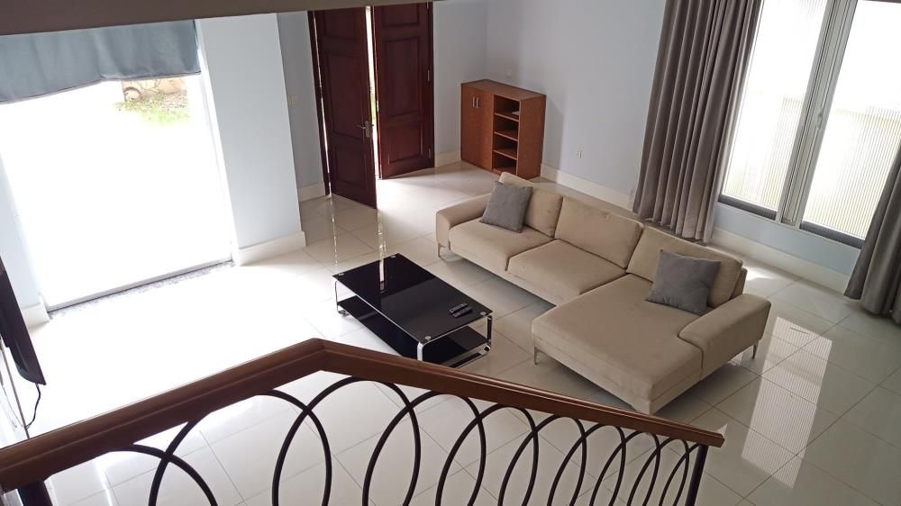 CHO THUÊ BIỆT THỰ VINHOMES RIVERSIDE TẠI KHU HOA SỮA LONG BIÊN
