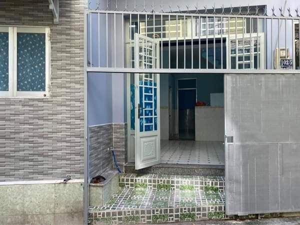 Cho thuê nhà nguyên căn 4 pn cách mặt tiền 20m ngay cầu tân thuận 1 Gần khu chế xuất tân thuận 1