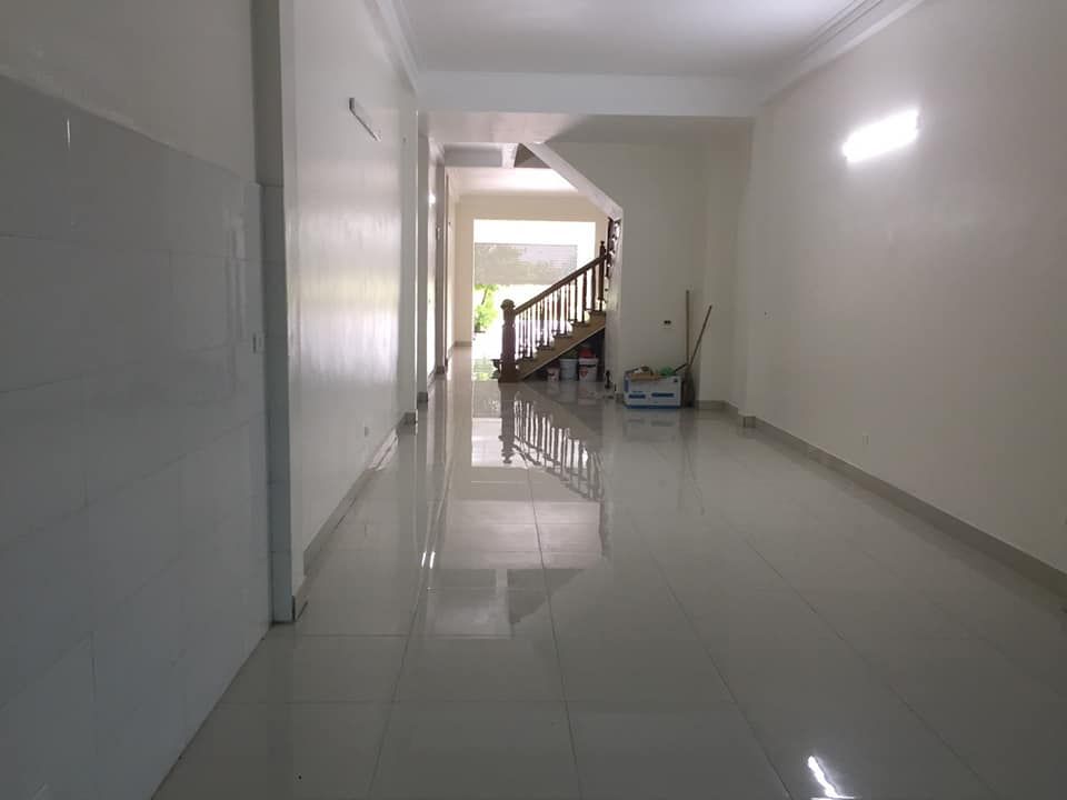 CHO THUÊ NHÀ 3 TẦNG Gần chợ Nếnh. Trên trục được đi từ Phúc Lâm qua Nếnh, phía bên phải