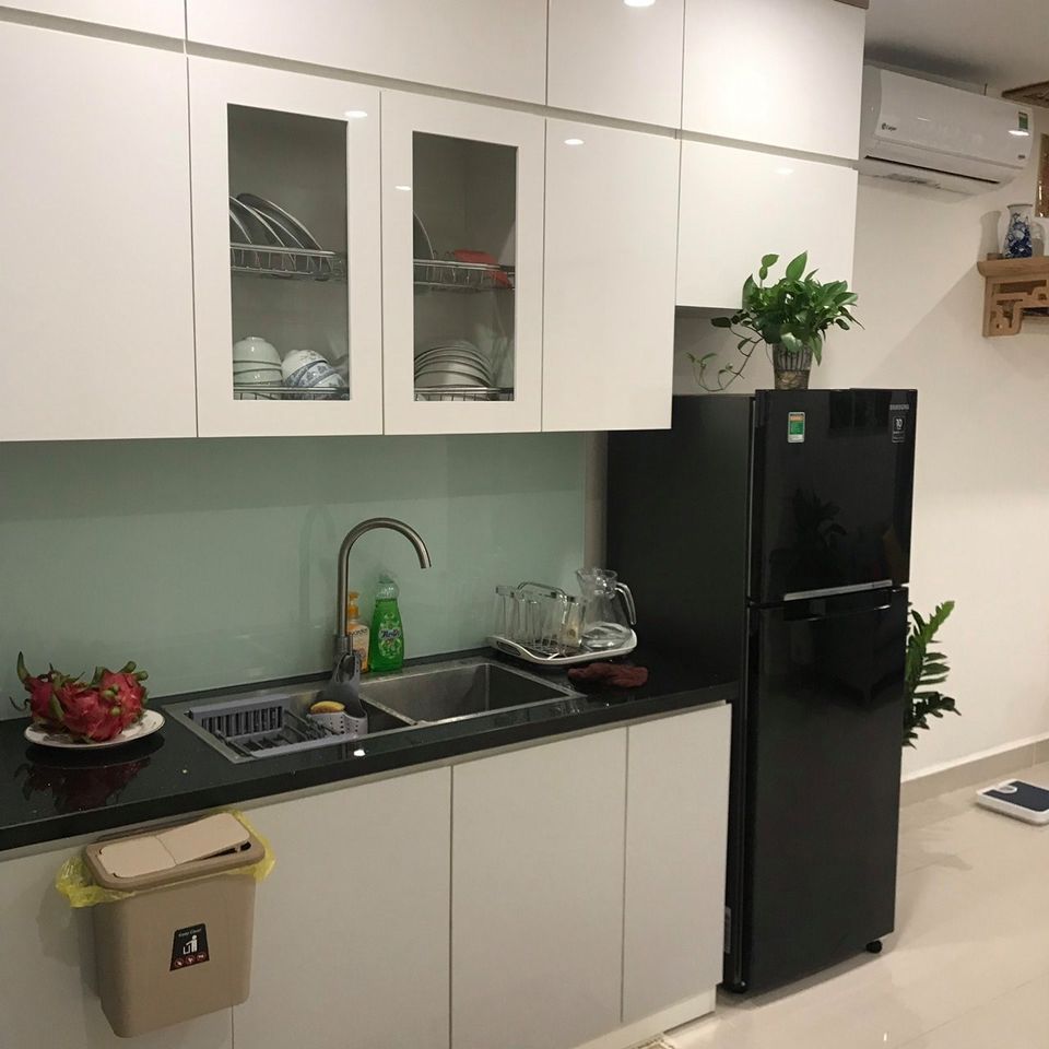 CHO THUÊ CĂN 2PN+1WC FULL ĐỒ CHỈ VIỆC VÀO Ở GIÁ TỐT :5tr700/tháng vinhomes ocean park