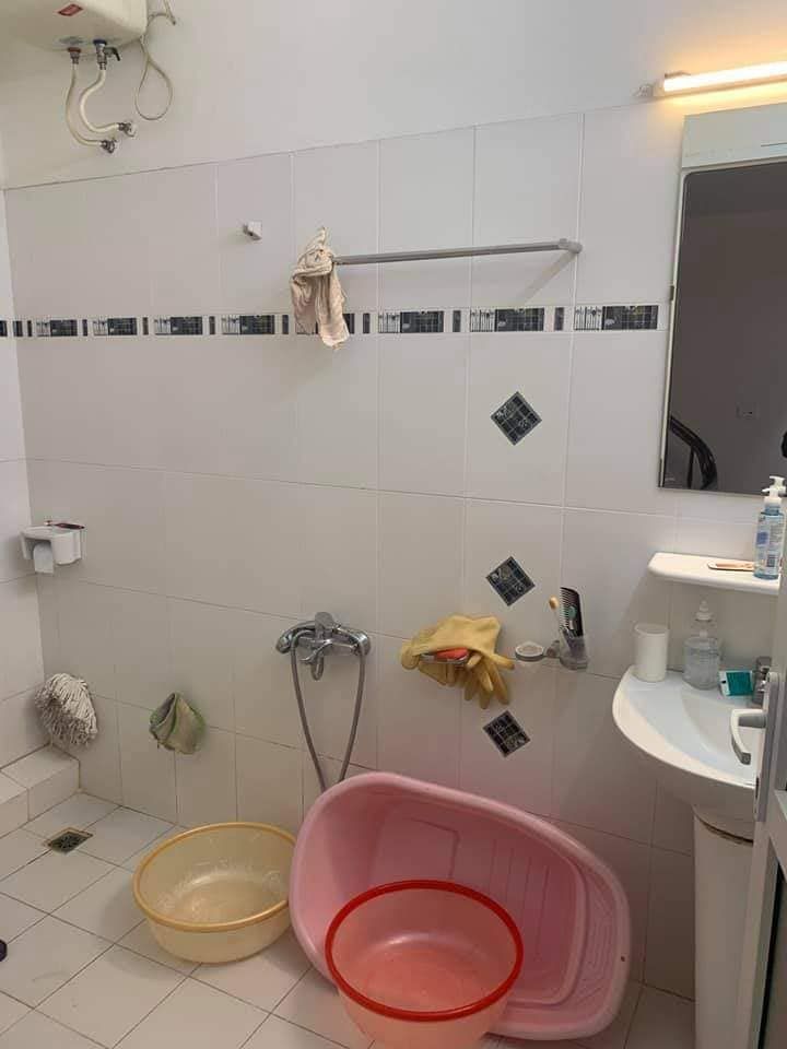 BÁN NHÀ NHÂN HOÀ, THANH XUÂN, GIÁ 3.65 TỶ. DT : 36m2x 4,5 tầng x 4.1m mặt tiền. NHÀ ĐẸP