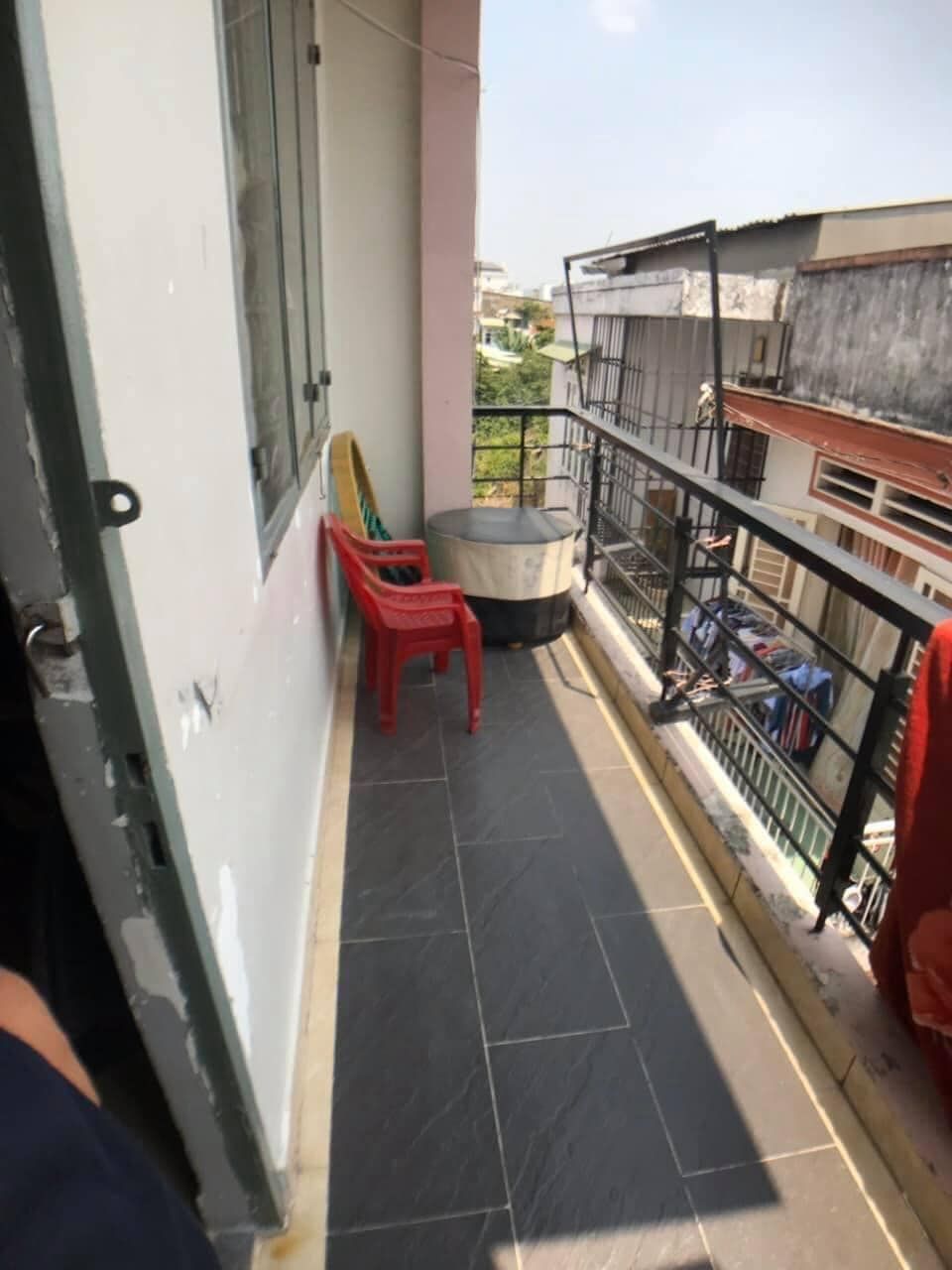 Cho thuê phòng và nhà nguyên căn 1 trệt 1 lầu 1 lửng ( 2 phòng ngủ) 987 Phạm Văn Đồng Thủ Đức