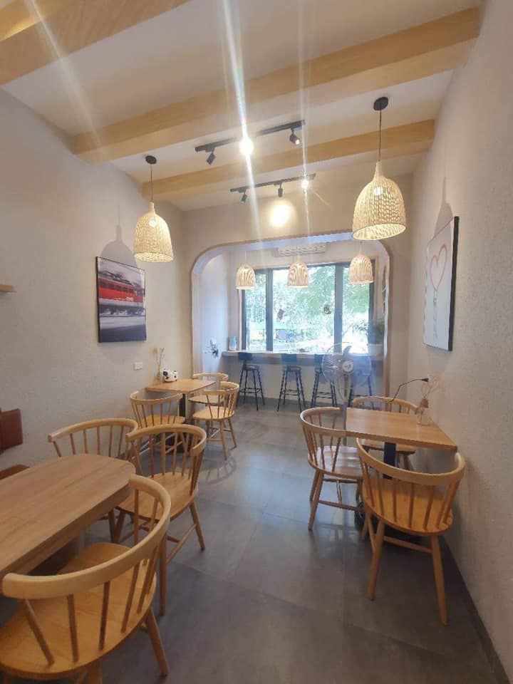 Siêu phẩm mặt phố Lê Đại Hành đang kd quán coffee, dt 35m, giá hợp lý 14,5 tỷ Nhà xây 5 tầng