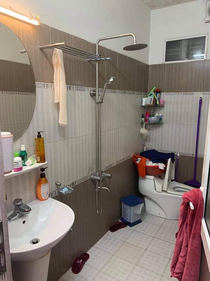 BÁN NHÀ NHÂN HOÀ, THANH XUÂN, GIÁ 3.65 TỶ. DT : 36m2x 4,5 tầng x 4.1m mặt tiền. NHÀ ĐẸP