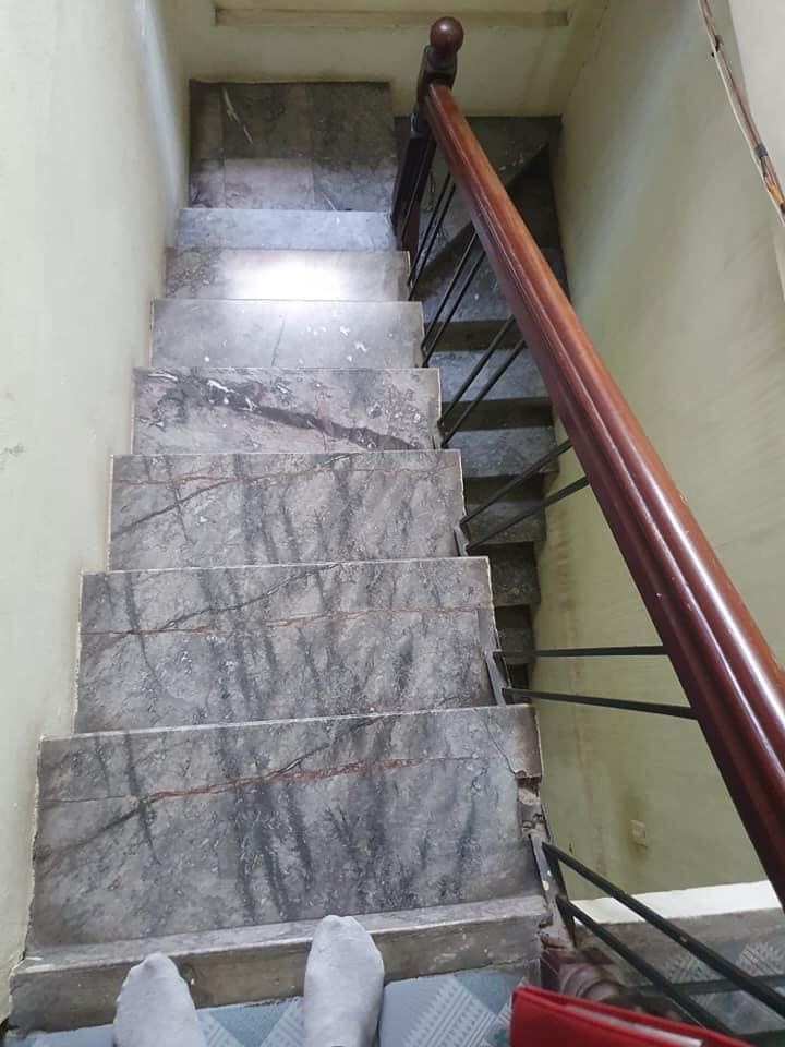 Bán nhà PHố Khương Thượng 26m x 3 tầng,mặt tiền 4.3,giá 2.8 tỷ