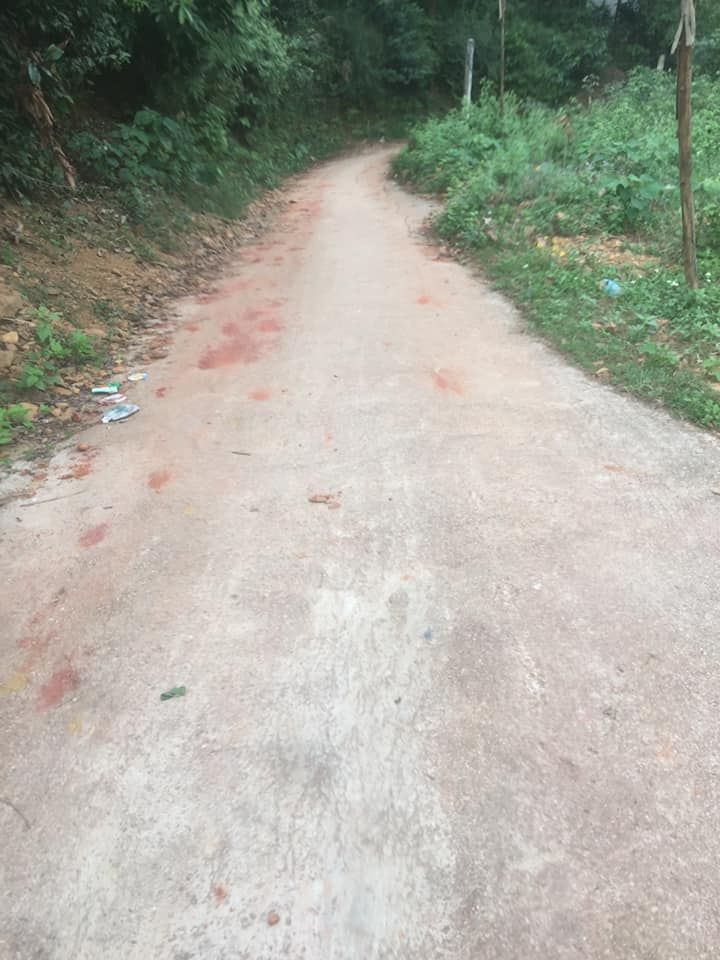 Bán lô đất với Dt gần 10h ô tô đi đường bê tông vào tận đất lương Sơn Hoà Bình