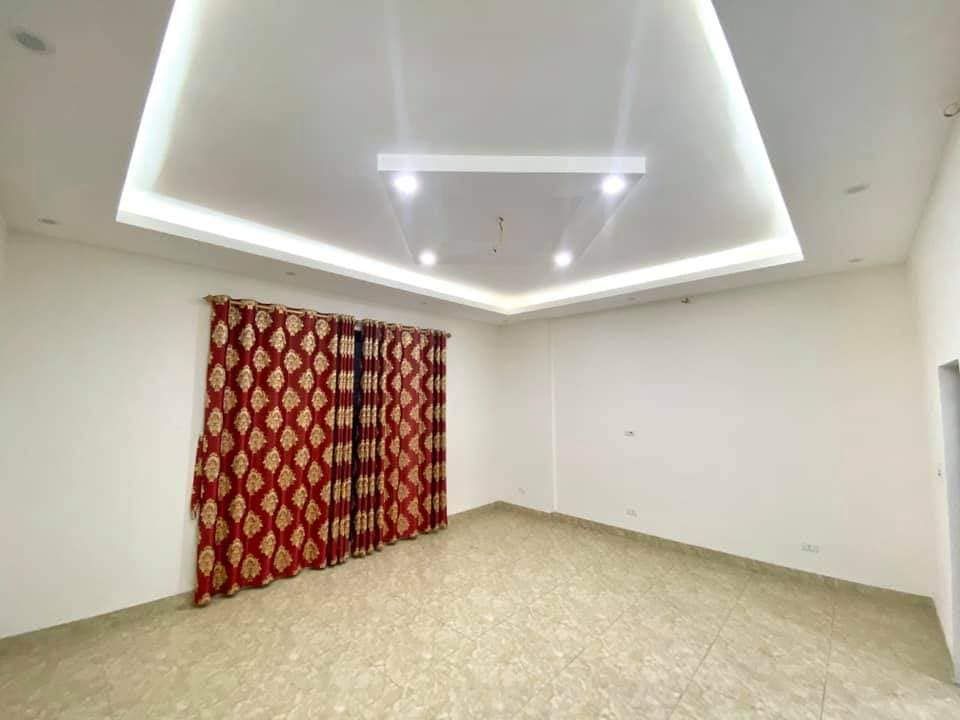 BÁN NHÀ PHỐ BỒ ĐỀ, DT 35m,5 tầng, MT 5,2m. Giá 3,3 tỷ: 094.235.8688