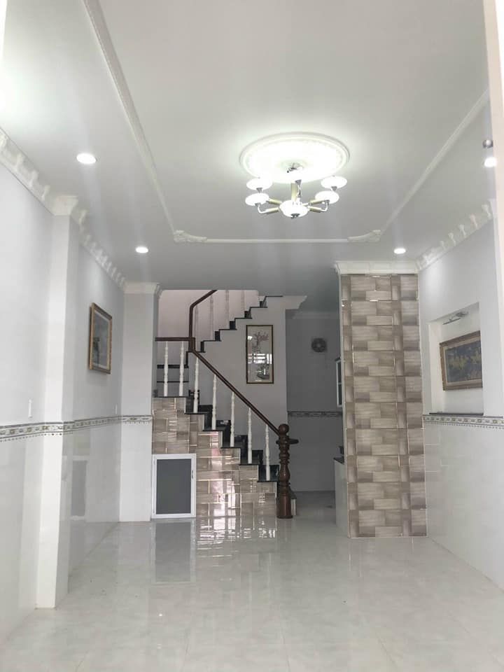 nhà bình mỹ củ chi 1 trệt 1 lầu cách tỉnh lộ 9 vào 30m , gồm pk khách rộng rãi, 2 p ngủ, bếp, 2 wc