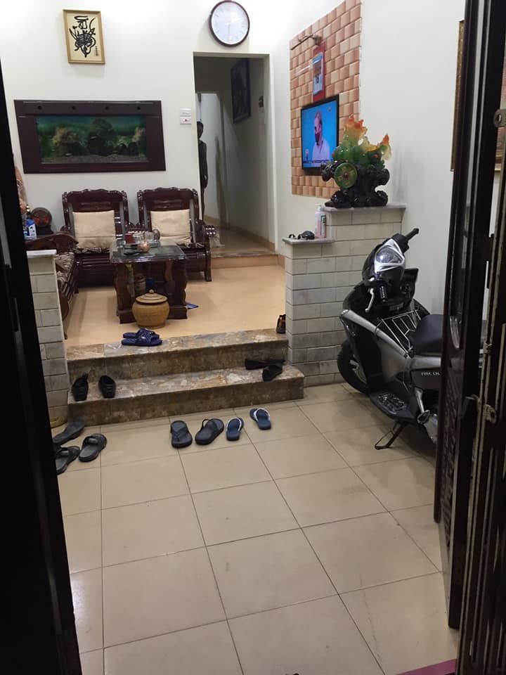 CẦN BÁN GẤP NHÀ NGUYỄN LƯƠNG BẰNG, CÁCH Ô CHỢ DỪA 200 M.