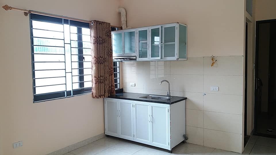 Cho thuê CCMN - PHỐ 8-3 - MINH KHAI - Q.HBT PHÒNG 35m2 đủ đồ như hình.