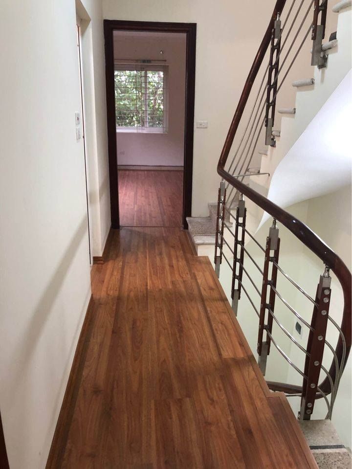 BÁN NHÀ NGỌC THỤY GARA Ô TÔ KINH DOANH DT:58M, 4 TẦNG, MT 4M. GIÁ CHỈ 3,5 TỶ