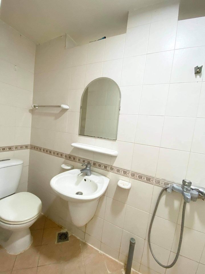 Cho thuê chung cư 195 Đội Cấn, Ba Đình Diện tích 70m2, 2 phòng ngủ, 2 nhà vệ sinh, 1 khách, 1 bếp
