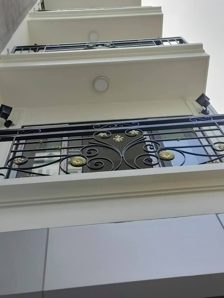 BÁN NHÀ MẶT NGÕ LĨNH NAM 50M2 GIÁ 3,38TỶ NHÀ MẶT NGÕ CÁCH Ô TÔ TRÁNH 20M CHO ANH CHỊ EM