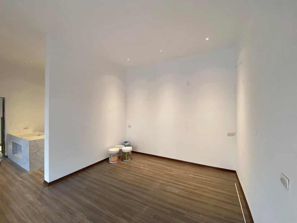 Bán hộ vợ căn nhà chính chủ của vợ sau ub tỉnh 125,4m2 Đường Nguyễn Hữu Thái, Phường Tân Giang