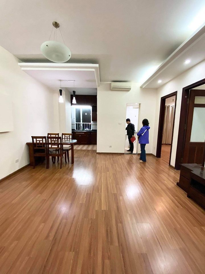Cho thuê chung cư 195 Đội Cấn, Ba Đình Diện tích 70m2, 2 phòng ngủ, 2 nhà vệ sinh, 1 khách, 1 bếp