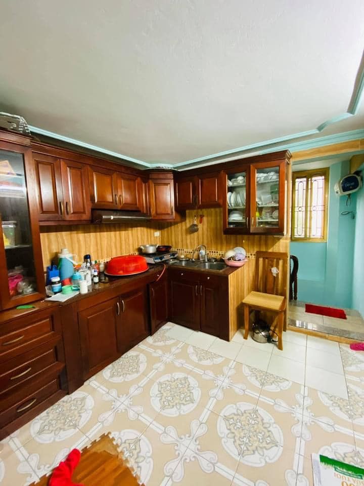 Bán nhà Lĩnh Nam, Hoàng Mai - 3 thoáng- ngõ nông- ô tô đỗ gần 41m x 4 tầng. Giá chỉ 2.18 tỷ