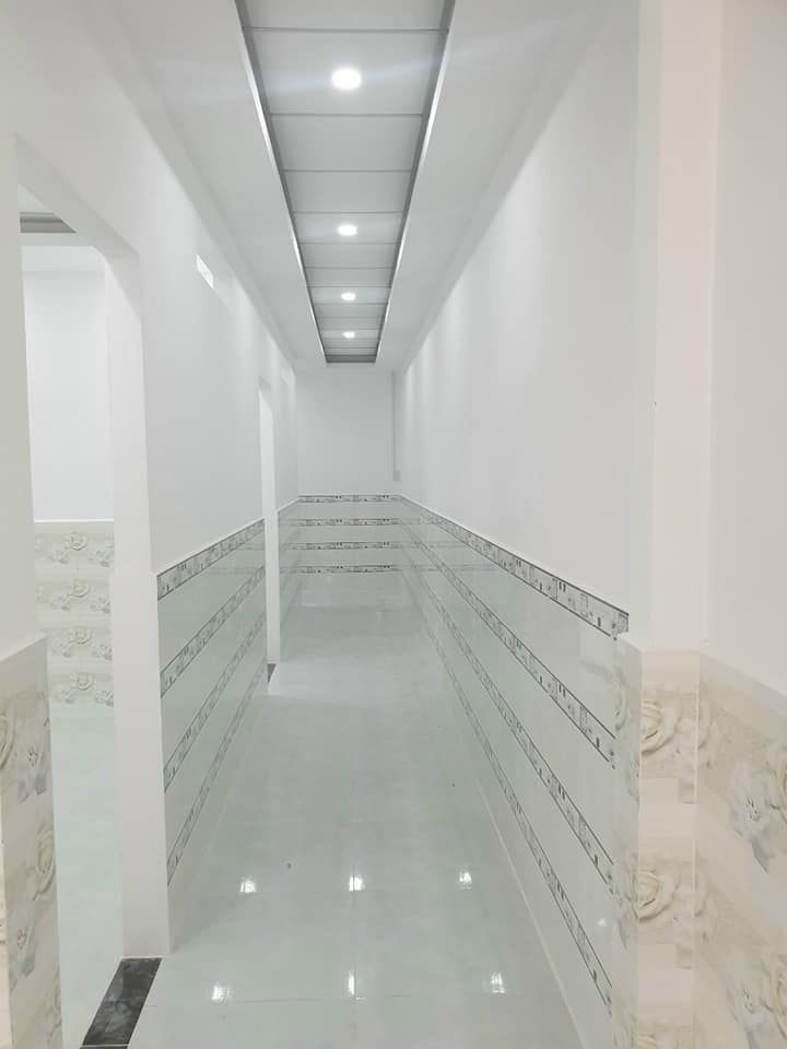 Nhà trệt gác lửng đường nhánh Hồ văn huê - vĩnh quang - rạch giá. dt 5×20m thổ cư 100%. Hướng tn