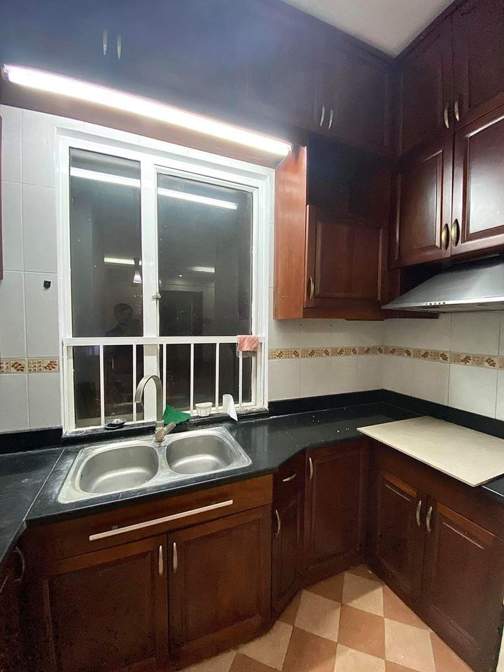 Cho thuê chung cư 195 Đội Cấn, Ba Đình Diện tích 70m2, 2 phòng ngủ, 2 nhà vệ sinh, 1 khách, 1 bếp