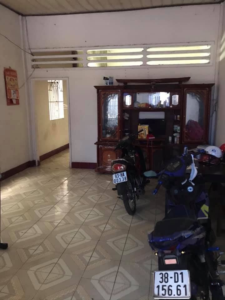 Bán Nhà An Hoà..cách đường Ngô Quyền 200m Khu Dân cư đông đúc Sổ hồng thổ cư Dt:6,3x20m 127m2