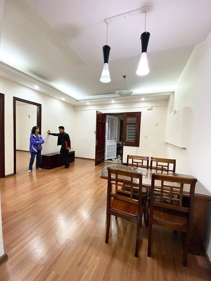 Cho thuê chung cư 195 Đội Cấn, Ba Đình Diện tích 70m2, 2 phòng ngủ, 2 nhà vệ sinh, 1 khách, 1 bếp