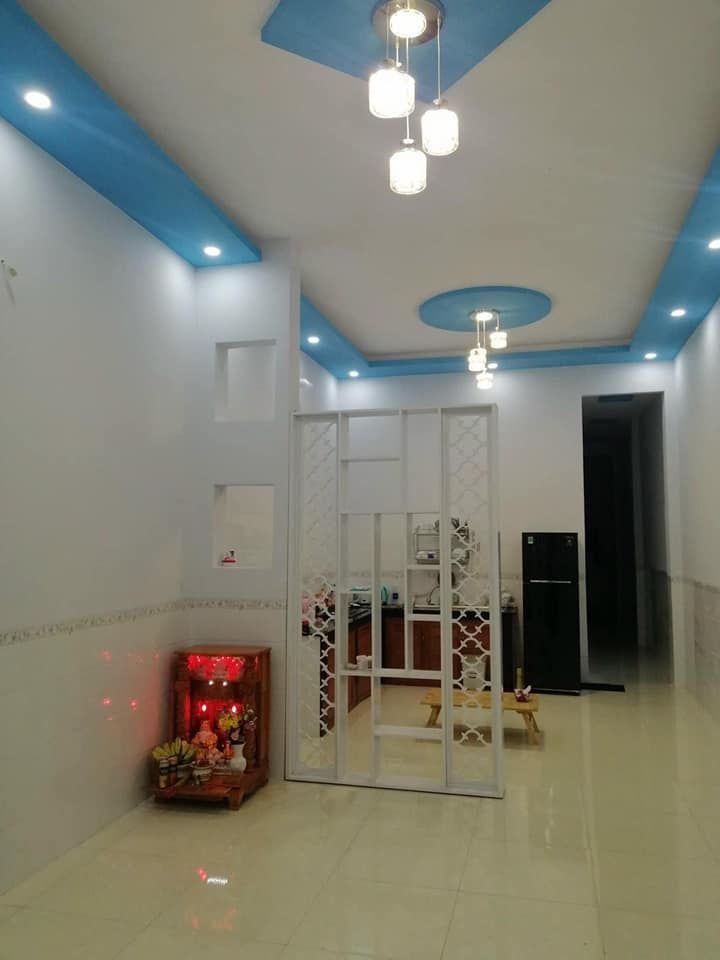Bán Nhà mới gần trạm y tế, UBND phường Tân Xuân. Dân cư đông đúc. Đường rộng 9m. An ninh tốt.