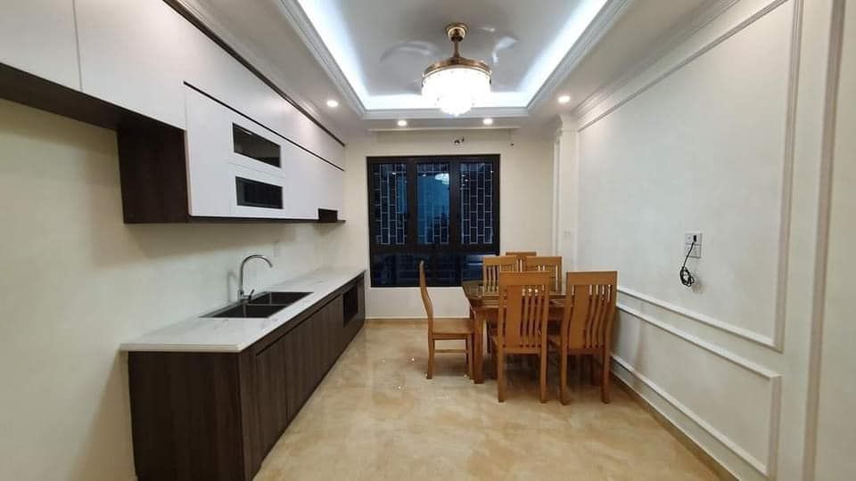 Bán nhà lô góc-1 nhà ra phố- ô tô đỗ cửa-55m x 5 tầng, mặt tiền 4.2m. Giá chỉ còn 3.48tỷ- Tân Mai